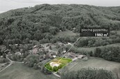 Pozemek s vyřízeným stavebním povolením v Komorní Lhotce, cena 4950000 CZK / objekt, nabízí 