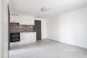 Pronájem zrekonstruovaného bytu 2+kk, Lyžbice, Třinec moderní bydlení u lesoparku, cena 14300 CZK / objekt / měsíc, nabízí 