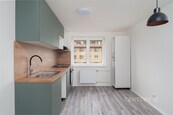 Nabídka pronájmu atraktivního bytu 2+1 po rekonstrukci s balkonem a sklepem, 9. května 423, 25741 Týnec nad Sázavou, okamžitě volný, cena 15000 CZK / objekt / měsíc, nabízí Century 21 Synergy