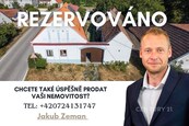Rodinný dům s uzavřeným dvorem a pozemkem 4 742 m2 - Chlebov u Soběslavi, cena cena v RK, nabízí 