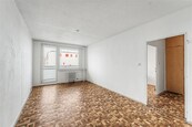 Prodej bytu 2kk, 43m2 s lodžií Praha, Petrovice, cena 6600000 CZK / objekt, nabízí Century 21 Synergy