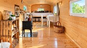 Stavební pozemek Svéradice u Horažďovic, 1330 m2 s Maringotkou, cena 2499000 CZK / objekt, nabízí 