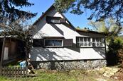 Prodej velmi pěkné chaty 38m2 na vl. pozemku 471m2, Praha východ, Černé Voděrady, cena 2590000 CZK / objekt, nabízí Tomáš Křemen