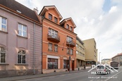 Pronájem obchodu - kanceláře na frekventovaném místě, cena 9200 CZK / objekt / měsíc, nabízí 