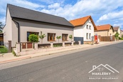 Rodinný dům 4+KK s letní kuchyní a bazénem
