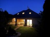 Prodej rodinného domu v Těmicích se zahradou a garáží, cena 10300000 CZK / objekt, nabízí 