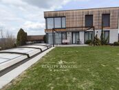 Pronájem bytu 3+kk 170 m2 s terasou, bazénem, zahradou a garáži, ul. Havlíčkova, Ledeč nad Sázavou, cena 20000 CZK / objekt / měsíc, nabízí Reality Zavadil a partneři s.r.o.