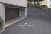 Prodej garážového stání 13 m, Praha - Kyje, cena 838000 CZK / objekt, nabízí Reality Zavadil a partneři s.r.o.