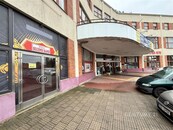 Prodejní prostory/herna/bar 120m2 k pronájmu, Společenský dům Otrokovice, cena 17000 CZK / objekt / měsíc, nabízí Century 21 Humanity