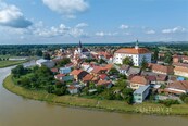 Rodinný dům v Uherském Ostrohu, přímo u břehu řeky Moravy., cena 3499000 CZK / objekt, nabízí 