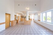 Zařízená restaurace 174m2 v centru Zlína, cena 29000 CZK / objekt / měsíc, nabízí 