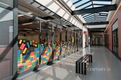 Unikátní příležitost ve Zlíně: Pronájem exkluzivního prostoru se zavedenou LEGO hernou, cena 59000 CZK / objekt / měsíc, nabízí Century 21 Humanity