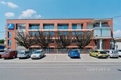 Koncelářské prostory 106m2 v administrativní budově Promens Zlín, 300Kč/m2, cena 33300 CZK / objekt / měsíc, nabízí 