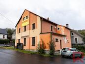 Prodej restaurace s ubytováním v Boči u Karlových Varů 700 m² u řeky Ohře, cena cena v RK, nabízí 