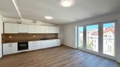 Pronájem bytu 4+kk v Chebu, 105 m2, cena 19000 CZK / objekt / měsíc, nabízí ERA Estate Agency