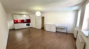 Pronájem bytu 2+kk v Chebu, 53 m2, cena 14000 CZK / objekt / měsíc, nabízí ERA Estate Agency