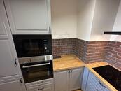 Prodej bytu 2+1 50 m s balkonem, sklepem a GS, cena 11200000 CZK / objekt, nabízí Noblesse Homes