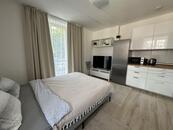 Pronájem bytu 1+kk 32 m², Praha 5, Smíchov, cena 23000 CZK / objekt / měsíc, nabízí Noblesse Homes