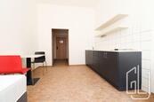 Pronájem bytu 1+kk, 22 m, ul. Křížová, Praha 5 Smíchov, cena 13000 CZK / objekt / měsíc, nabízí GLJ Partners