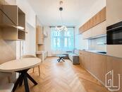 Pronájem moderního bytu 2+kk nacházející se ve vyhledávané lokalitě Praha 3 Žižkov., cena 33000 CZK / objekt / měsíc, nabízí GLJ Partners