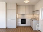 Pronájem částečně zařízeného bytu 2+kk, 64 m² s balkonem v rezidenci HARFA Living, cena 30900 CZK / objekt / měsíc, nabízí GLJ Partners