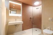 GLJ Partners nabízí k prodeji světlý a útulný byt 1+kk o ploše 34,2 m2 s prostornou zahradou, cena 8750000 CZK / objekt, nabízí GLJ Partners
