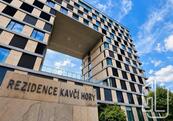 Pronájem moderního bytu o dispozici 2+kk s lodžií, situovaný v atraktivní lokalitě Praha 4 - Pankrác, cena 41000 CZK / objekt / měsíc, nabízí GLJ Partners