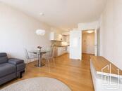  Pronájmu luxusního bytu 2+kk s balkonem, situovaný v moderní rezidenci v Praze 4, cena 29000 CZK / objekt / měsíc, nabízí GLJ Partners