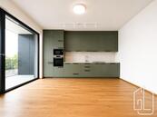 GLJ Partners Vám exkluzivně nabízí k pronájmu moderní byt o dispozici 2+kk a celkové ploše 88 m2, cena 35000 CZK / objekt / měsíc, nabízí GLJ Partners