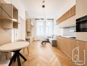 Pronájem moderního bytu 2+kk nacházející se ve vyhledávané lokalitě Praha 3 - Žižkov., cena 33000 CZK / objekt / měsíc, nabízí 