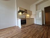2+kk 54m2 ul. Slezská na Praze 2 u náměstí Jiřího z Lobkovic., cena 19500 CZK / objekt / měsíc, nabízí Altoja Living, s.r.o.