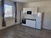 Pronájem bytu 1+kk, 28 m2, P4-Michle, ul. Baarova, 3.NP, cihla, cena 18500 CZK / objekt / měsíc, nabízí Altoja Living, s.r.o.