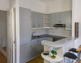 Pronájem bytu 2+kk/B, 61 m2, P2-Nové Město, ul. Trojanova, 5.NP, cihla, cena 29000 CZK / objekt / měsíc, nabízí 