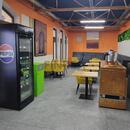 Přenechání zavedené gastro provozovny Döner Kebab Pizza, 70 m2, ul. Nádražní, Plzeň, cena 22000 CZK / objekt / měsíc, nabízí FINREA home, s.r.o.