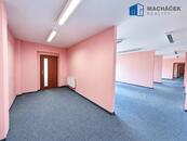 K pronájmu kancelářské / komerční prostory (278 m2) a sklad (315 m2) Duchcov, Husova 533/33., cena 25000 CZK / objekt / měsíc, nabízí 