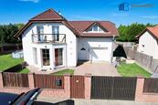 Rodinný dům 5+1, 150 m2 s garáží v obci Hovorčovice, ulice Povětrná 447., cena 14000000 CZK / objekt, nabízí