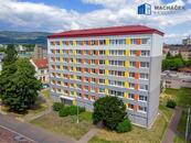 Byt 4+1, 86,20 m2, Teplice , ulice Zemská 1439, cena 3500000 CZK / objekt, nabízí Macháček reality