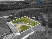 Stavební parcela 938 m², Lom u Mostu, cena 3390 CZK / m2, nabízí Macháček reality