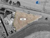 Stavební parcela č. 1022, 1080 m2, v obci Zabrušany., cena 2500000 CZK / objekt, nabízí Macháček reality