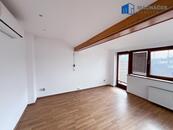 Bytový dům se 3 byty a komerčním prostorem v obci Teplice, část Sobědruhy, ul. Masarykova třída 83., cena 11000000 CZK / objekt, nabízí 