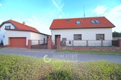 Prodej rodinného domu, bytu, garáže, skladů cca 329m2 na pozemku 810m2 Nehvizdy, cena 19500000 CZK / objekt, nabízí Globe Estate s.r.o.