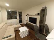 Pronájem bytu 2kk, 43m2, Praha 8, Kobylisy, cena 25999 CZK / objekt / měsíc, nabízí Smart Relo s.r.o.