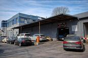 Pronájem autoservisu 388m2+72m2, Praha 8, cena 83925 CZK / objekt / měsíc, nabízí Smart Relo s.r.o.