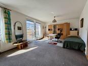 Prodej bytu 1+kk, 39,7 m², Praha 9 Vysočany, cena 7000000 CZK / objekt, nabízí Smart Relo s.r.o.