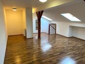 Pronájem mezonetového bytu 2+kk, 55 m², Praha 9 Vysočany, , cena 27500 CZK / objekt / měsíc, nabízí Smart Relo s.r.o.