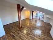 Pronájem mezonetového bytu 2+kk, 55 m², Praha 9 Vysočany, , cena 27500 CZK / objekt / měsíc, nabízí 
