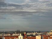 Pronájem luxusního mezonetu 3+kk, 119,8 m², balkon, výhled na Prahu Praha 5 Smíchov, cena 55000 CZK / objekt / měsíc, nabízí Smart Relo s.r.o.