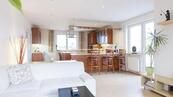 Prodej mezonetového bytu 4+kk, 173,9 m², U Věže, Praha Horní Počernice, cena cena v RK, nabízí Smart Relo s.r.o.