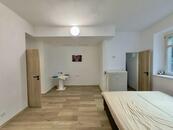 Pronájem atelieru 1+1, 40m2, Praha 4 - Nusle, cena 16900 CZK / objekt / měsíc, nabízí 