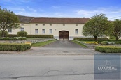 Prodej zemědělské usedlosti pozemek 11 472 m2, Petrůvky, cena 16000000 CZK / objekt, nabízí 